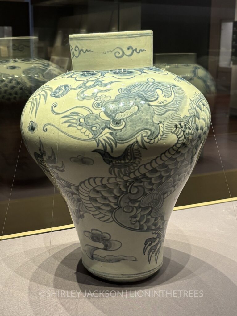 A dragon painted vase